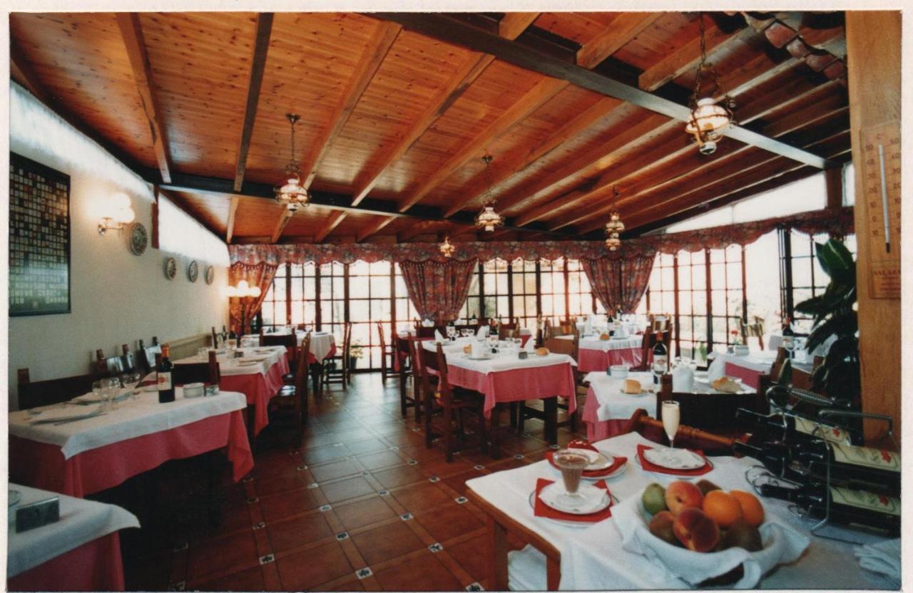Hotel Posada Del Pas Ontaneda Exteriör bild